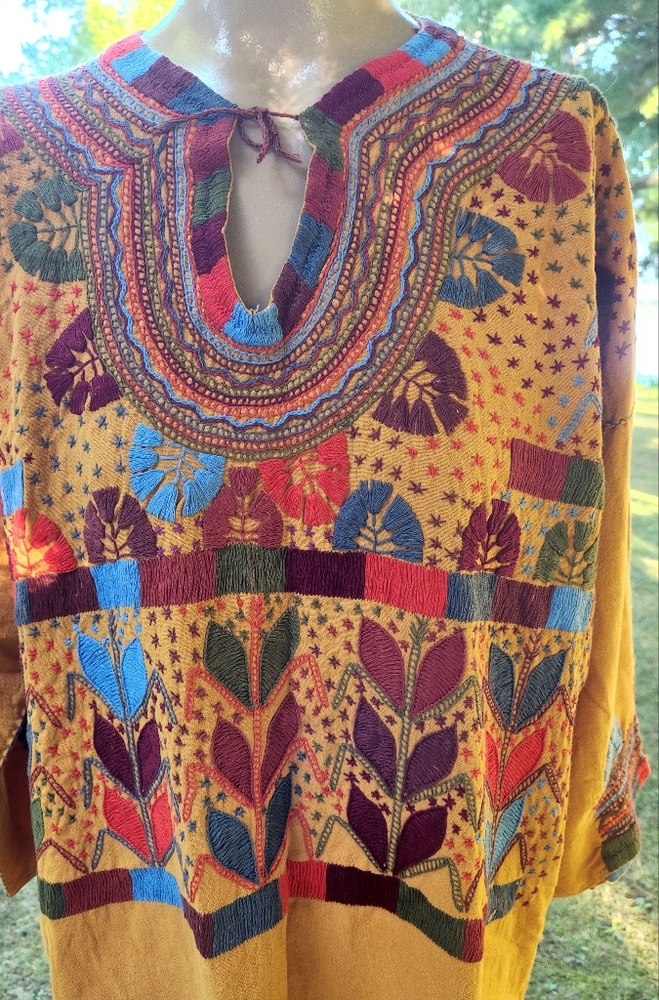 Hand Embroidered Tunic - Picture 2 of 9